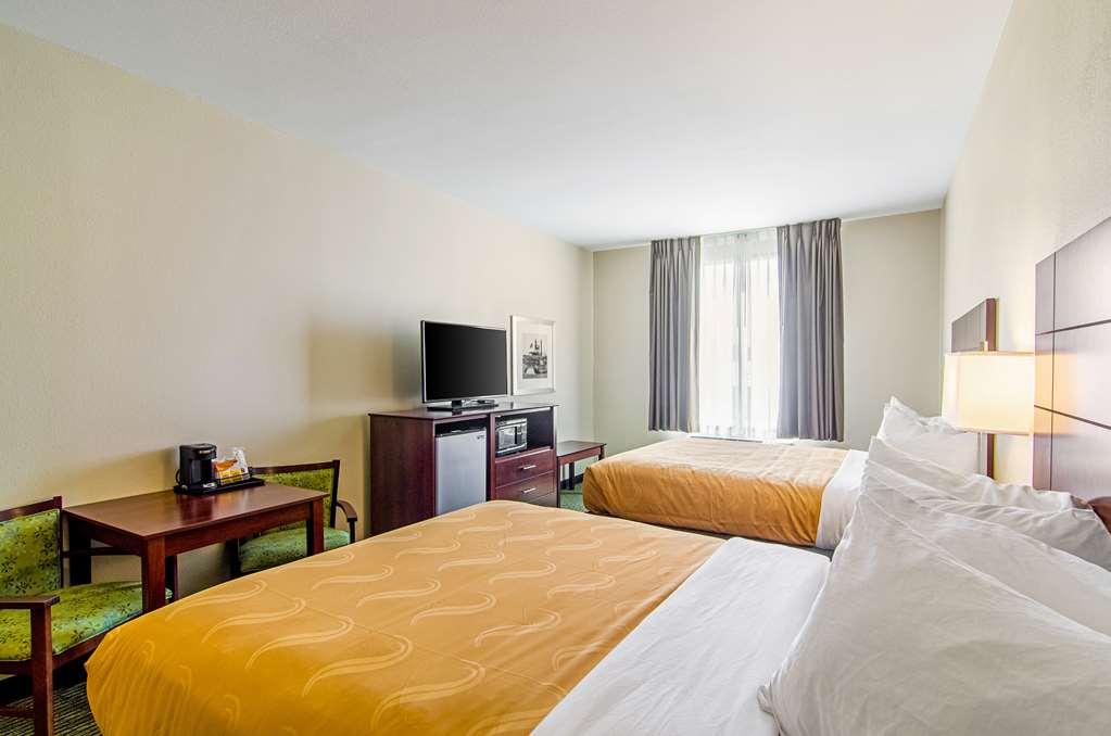Quality Inn & Suites Near Tanger Outlet Mall Gonzales Cameră foto