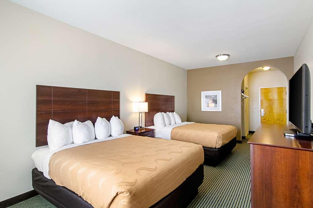 Quality Inn & Suites Near Tanger Outlet Mall Gonzales Cameră foto
